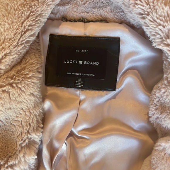 Lucky Brand Faux Fur - Picture 3 of 4